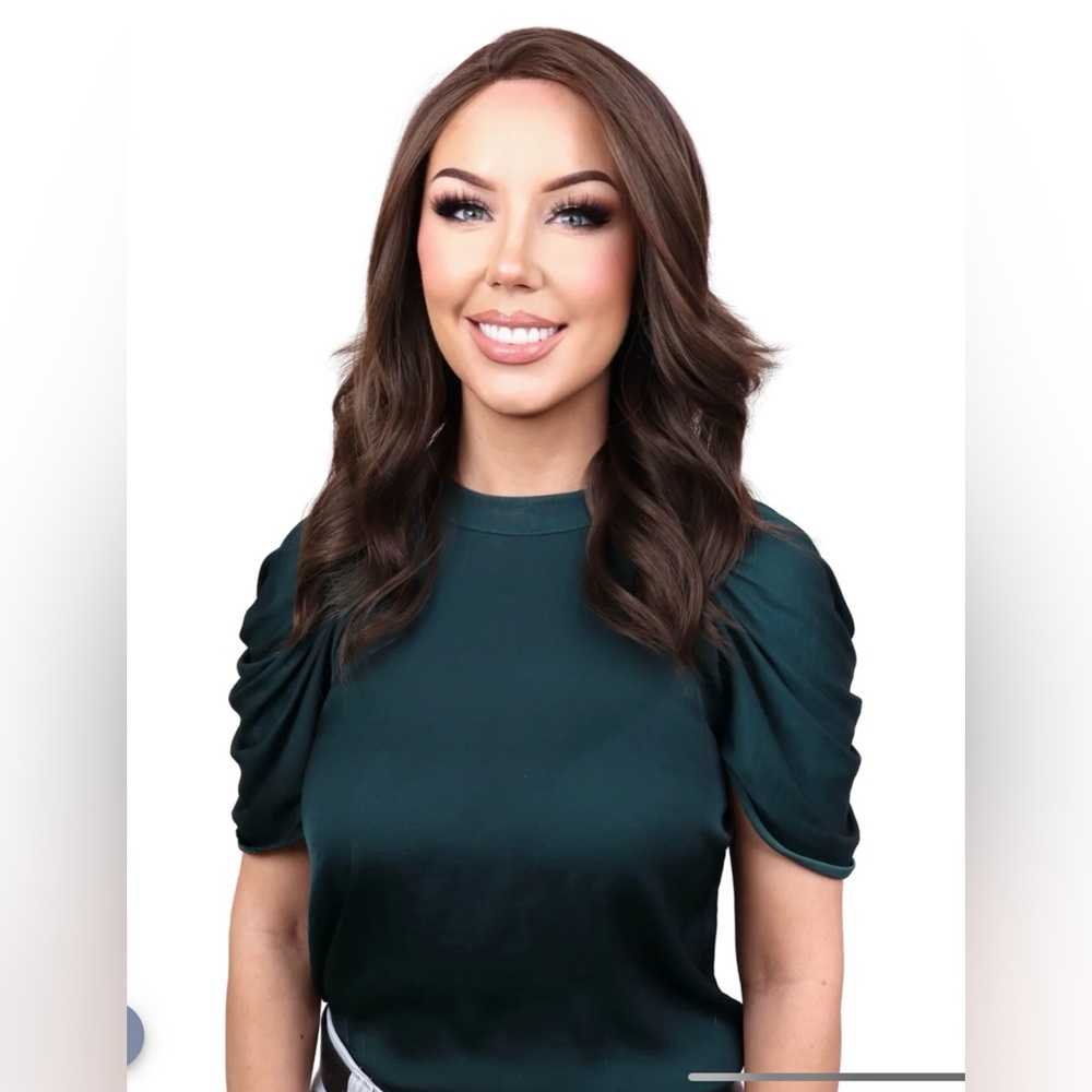 KARYS Brunette wig-Chelsey Smith Cosmetics-CSC NWT